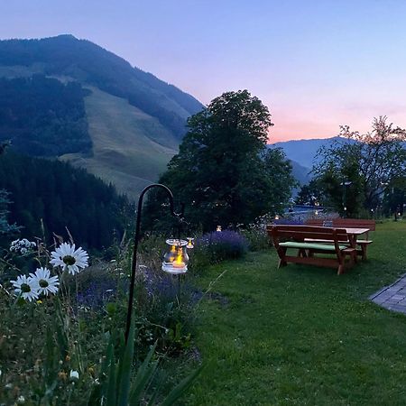 Alm Seasons Premium Chalet & Studios Зальбах-Хинтерглемм Экстерьер фото